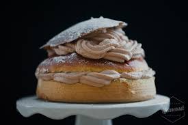 Bake a bun, slice it in half, and fill it with strawberry jam and whipped cream. Nutella Laskiaispulla Liemessa