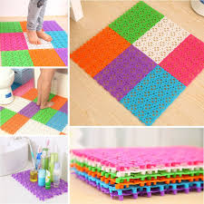 Our carpet is actually 9'4×12'6 so no trimming of the rug pad was made. Hot Plastic Multicolor Bath Mats Heart Shape Bathroom Shower Mats Room Kitchen Floor Rug Anti Slip Carpet Rugs Plastic Bath Mat Bathroom Floor Mat