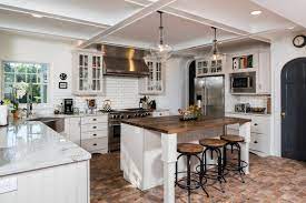 If you use your kitchen even a little bit, you already know your kitchen floor must be extremely the endless flooring options available are leading to even cooler, more exciting kitchen themes than ever before. 75 Beautiful Brick Floor Kitchen Pictures Ideas July 2021 Houzz