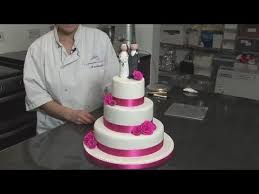 Learn how to make fondant cakes and other decorations with fondant at wilton. How To Decorate A Wedding Cake Youtube
