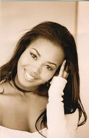 Adrienne Robinson's Instagram, Twitter & Facebook