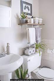 50 Luxury Small Apartment Decorating Ideas That Look So Cool Bathroom Decor Apartment Small Apartment Bathroom Rental Bathroom