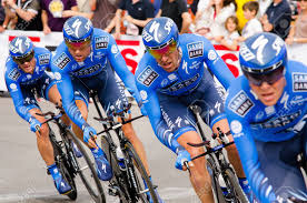 It was founded as a brokerage firm in 1992, under the name midas fondsmæglerselskab, by lars seier christensen, kim fournais, and marc hauschildt. Verona Italy May 2012 Team Saxo Bank During The First Round Of The Team Time Trial Dialia May 9 2012 In Verona Italy Stock Photo Picture And Royalty Free Image Image 17838408