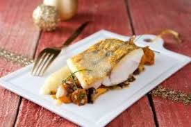 Recette De Pave De Sandre Roti Beurre Blanc Champenois Fricassee De Champignons Au Poivre Sauvage Facile Et Rapide Recette Recette Sandre Alimentation Plat Poisson