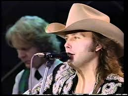Résultat de recherche d'images pour "dwight yoakam"