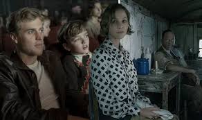 There's little surprising about director simon stone's film. The Dig Cast Who Is In The Cast Of The Dig Who Plays Basil Brown Films Entertainment Express Co Uk