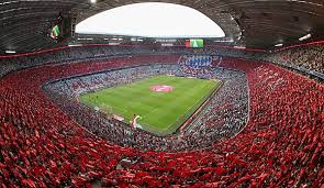17 opiniones sobre allianz arena. Allianz Arena Mit Roten Sitzen So Sieht Das Neue Stadion Des Fc Bayern Zum Bundesliga Start Aus