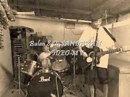 Chord lagu jadi aku sebentar saja judika. Download Bulan 8 Di Sandakan Lirik Mp3 Mp4 3gp Flv Download Lagu Mp3 Gratis