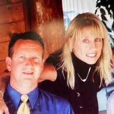 Becky Caton-Lehman (@CatonLehman)