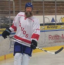 Joe thornton leaves swiss team, hc davos, after getting marching orders to join maple leafs. Complete Hockey News On Twitter San Jose Sharks Forward Joe Thornton Is Back Skating In Switzerland With Hc Davos Thornton Played With Davos During The 2005 And 2012 Lockouts Winning The Swiss