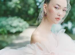 View collection classic and elegant styles that are timeless in their design. 27 Unique Wedding Hair Accessories Stylish Bridal Veils Headpieces Tiaras