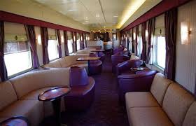 În capătul fiecărui vagon de dormit există o vastă încăpere de un metru pătrat, prevăzută cu chiuvetă sunt fumatoare si de mai multe ori am primit voie sa fumez in cabina de langa primul compartiment. Cele Mai Scumpe 10 Calatorii Cu Trenul Din Lume