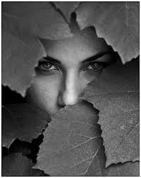 Black And White Photoshoot Ideas The Mystery Of Black And White Photography Black And White Photography White Photography Black N White Images