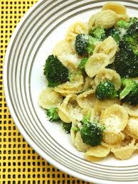 Orechiette Aux Brocolis Recette Recette Brocolis Recettes Amusantes