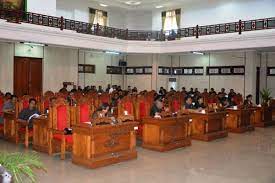 Perang aceh adalah perang rakyat aceh melawan belanda tahun 1873 hingga 1904 diawali dengan pendaratan yang dipimpin oleh jenderal kesultanan bersama rakyat aceh melawan tanpa ampun dengan menjalankan perang sabil, perang sampai akhir hayat demi membela tanah air dan agama. Artikel 9 Tugas Dan Fungsi Dprd Di Indonesia