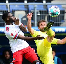 Die rollen zwischen den würzburger kickers und dem hsv scheinen klar verteilt zu sein, wenn die hamburger zum ersten. Wurzburg Hsv Gegner Verliert Nach Falsch Positiven Corona Tests Welt