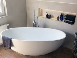 Freistehende Badewanne Piemont Medio Badezimmer Ideen Badezimmer Mit Der Freistehenden Badewanne Piemont Medio B Freistehende Badewanne Badewanne Badezimmer