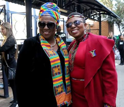 Wits - Famous South African actress, Marah Louw and her daughter Moratuwa Louw arriving in style. Photo: Londell Phumi Ramalepe | Facebook