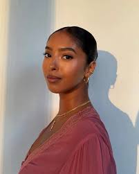 ✨ Natalia Bryant radiates elegance at the LoveShackFancy Spring 2026 Launch  🌸💫 — following in her parents' footsteps of inspiring the world in her  own way. Do you think Natalia will become