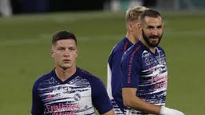 Tuy nhiên, đây cũng không phải trận đấu dễ dàng cho thầy trò hlv zidane. La Liga Santander Alineaciones Oficiales Del Real Madrid Valladolid Isco Odriozola Marcelo Y Jovic Titulares Marca Com