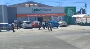 Muere hombre en laboratorios de Salud Digna