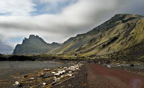 Jan mayen is an island between greenland and norway in the arctic ocean, administered by norway. Jan Mayen Wikiwand