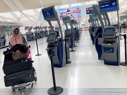 Canadians Avoiding Hotel Quarantines For Air Travellers Fuel Taxi Boom On U S Border Reuters