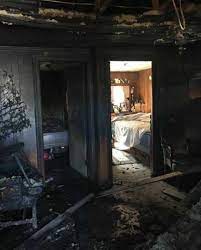 Research studies show 60 percent of people believe sleeping with their door open is the safest in the event of a fire, but it's the exact opposite. Kcfd On Twitter Sleeping With The Door Closed Drastically Improves Your Chances Of Escaping A Fire In Your Home It Can Be The Difference Between A 1 000 Room Vs A 100 Room
