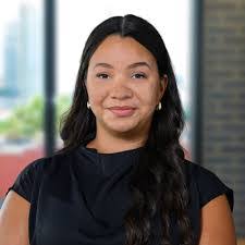 Lindsey French's Instagram, Twitter & Facebook