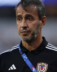 Venezuela tienen buenos jugadores y claro que tiene equipo para ganar a  Uruguay así que A GANAR obligado en VENEZUELA contra Uruguay si quieren  clasificar al mundial, ya no más excusas de