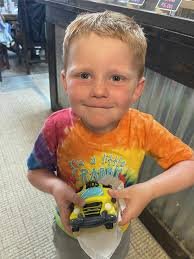 Getting up early to get stuff ready for our crab island excursion today  with the girls and Luke has its benefits… Stopped to catch the sunrise and  spend time with the Lord