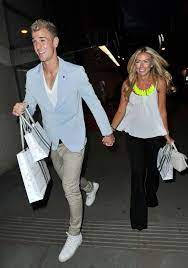 But, while most people were busy congratulating the duo, it seems as if one person wasn't so happy to hear about their good news. Football Paparazzi On Twitter Joe Hart Out Shopping With Fiancee Kimberly Crew Http T Co T2ssywxexv