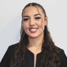 Melanie Butt's Instagram, Twitter & Facebook