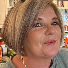 Hi does anyone local clean gutters please?