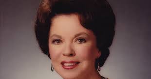 Hollywood legend Shirley Temple dead at 85
