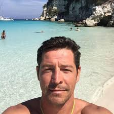 Το σχέδιο νόμου ρυθμίζει το καθεστώς της τηλεργασίας, καταργεί το σεπε, δημιουργώντας. Sakhs Roybas Exei Aderfo Kai Einai Oloidioi Pagenews Gr