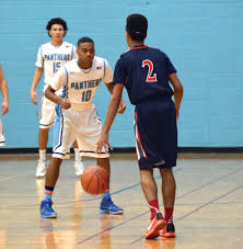 Yankee, defense help Panthers coast past Titans