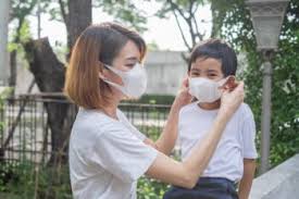 Sebagai kampanya memakai masker disekolah, berikan penjelasan pentingnya memakai masker di sekolah. Anak Tidak Mau Pakai Masker Coba Lakukan Ini Real Jeda Id