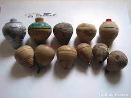 Maybe you would like to learn more about one of these? Antiguas Peonzas O Trompos Para Jugar Los Ninos Comprar Juegos Antiguos Variados En Todocoleccion 67732997