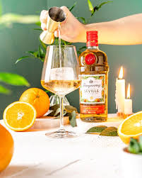 Tastillery Auf Instagram Gin Tonic Mal Anders Und Zwar Mit Einem Tanqueray Flor De Sevilla Destilliert Mit Spanischen Oran Tanqueray Tanqueray Drinks Gin