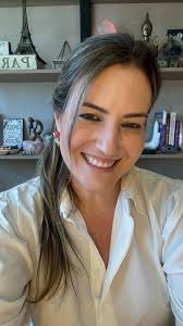 Se a culpa ainda toma conta de você assiste essa Live que eu fiz de envio  de Reiki para o segundo chakra!, Pega seu copo de água e se permita fluir  como a água! 💧 , Amo vocês! ♥️