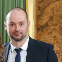 40+ "Binkowski" profiles