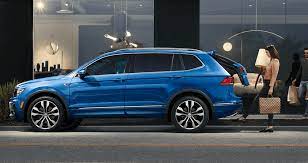 On the road the tiguan boasts impressive refinement. 2020 Volkswagen Tiguan Towing Capacity Engine Options Cargo Space