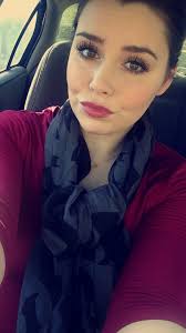 Leah Neumann (@LeahNeumann22)