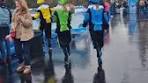 Pieten kunnen toch niet schaatsen? #schaatspieten ... - TikTok