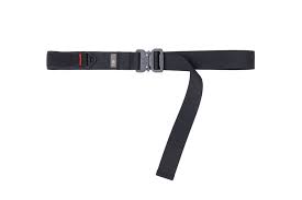 ghim của kristopherson x tren tech wear