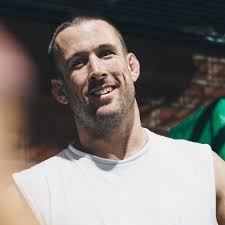 Joe Worthington's Instagram, Twitter & Facebook