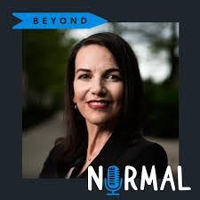 Julianne Holt's Instagram, Twitter & Facebook