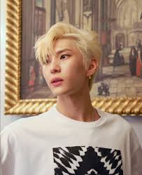 Leo From Vixx Vixx Celebrity Dads Leo