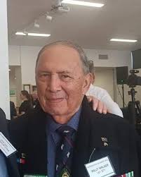 Nursing students save heart attack victim's life at golf club